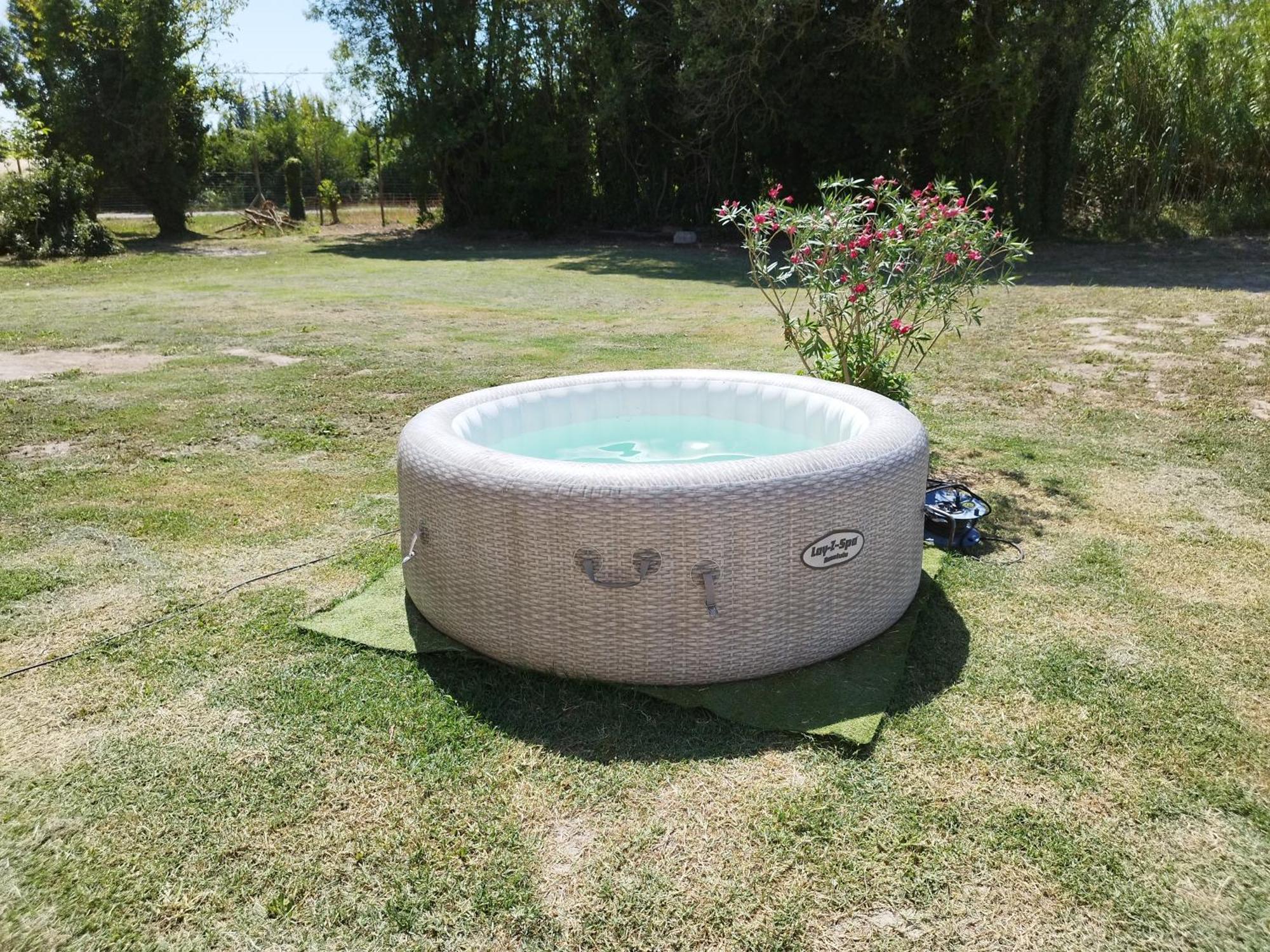 Mas En Provence Vila Le Thor Exterior foto